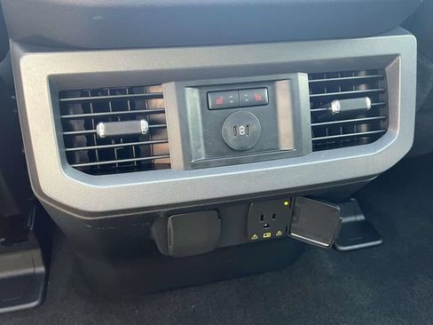 Used 2024 Ford F250 Lariat w/ Lariat Ultimate Package AWD/4WD image 26