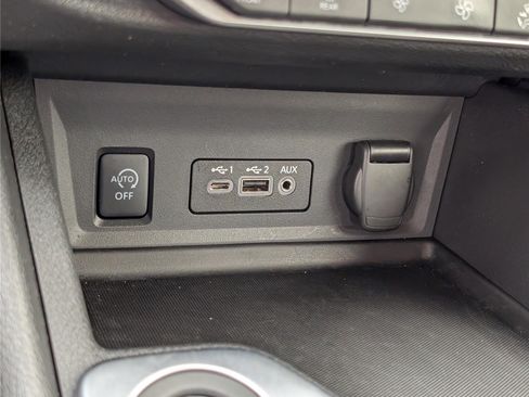 Used 2025 Nissan Sentra SV w/ All-Weather Package FWD image 23