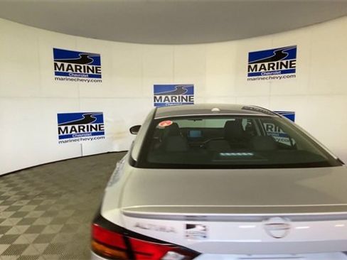 Used 2023 Nissan Altima 2.5 SR image 9