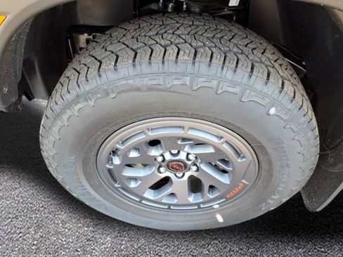 New 2026 Nissan Frontier PRO-4X AWD/4WD image 9