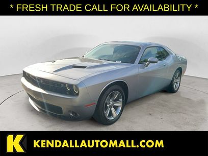 Used 2016 Dodge Challenger SXT