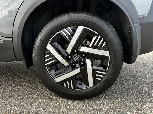 New 2026 Nissan Kicks SV w/ SV Premium Package image 19