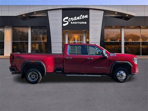 Used 2022 GMC Sierra 3500 Denali image 6