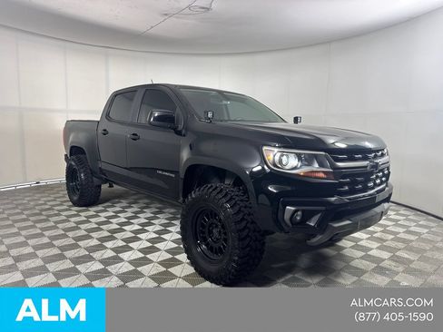 Used 2022 Chevrolet Colorado Z71 AWD/4WD image 3