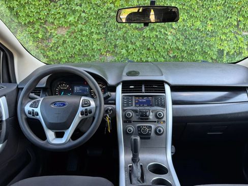 Used 2011 Ford Edge SE FWD image 18