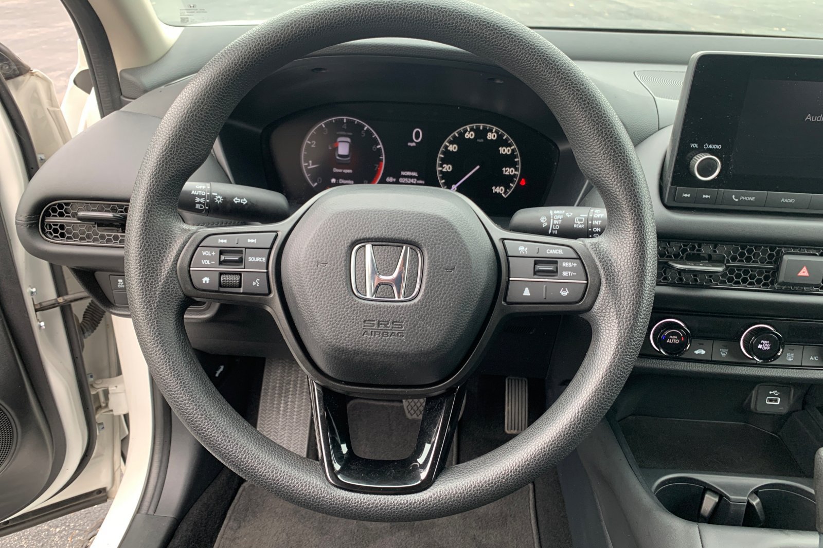 Certified 2024 Honda HR-V LX image 28