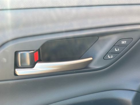 New 2026 Toyota Crown Limited image 9