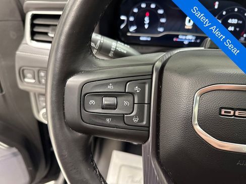 Used 2023 GMC Yukon Denali Ultimate image 30
