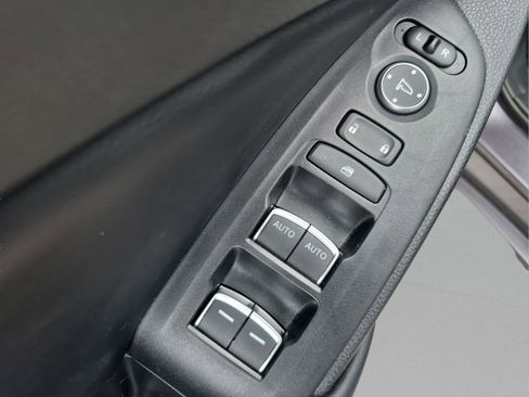 Used 2018 Honda Accord Sport image 16