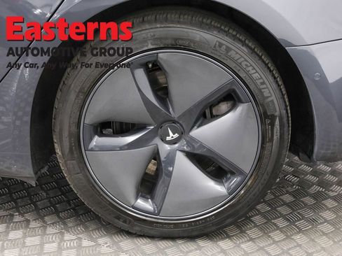 Used 2020 Tesla Model 3 Long Range image 30