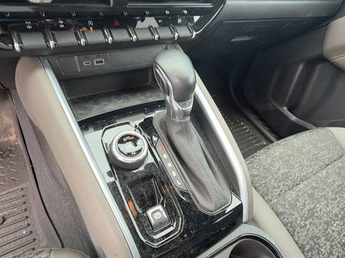 Used 2023 Chevrolet Colorado ZR2 AWD/4WD image 29