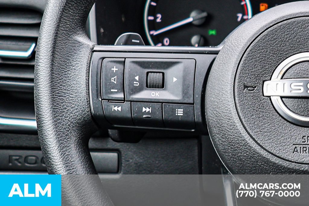 Used 2023 Nissan Rogue S FWD image 33