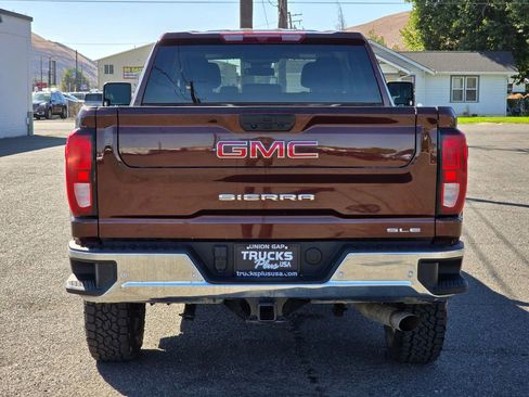 Used 2024 GMC Sierra 2500 SLE image 4