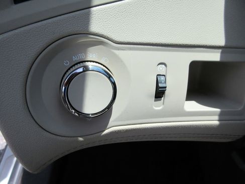 Certified 2014 Buick LaCrosse Leather FWD image 21