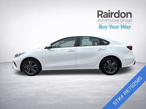Used 2024 Kia Forte LXS FWD image 4