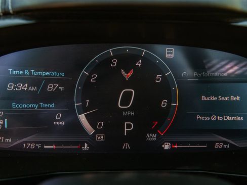 Used 2022 Chevrolet Corvette Stingray Preferred Cpe w/ Z51 Performance Package RWD image 17