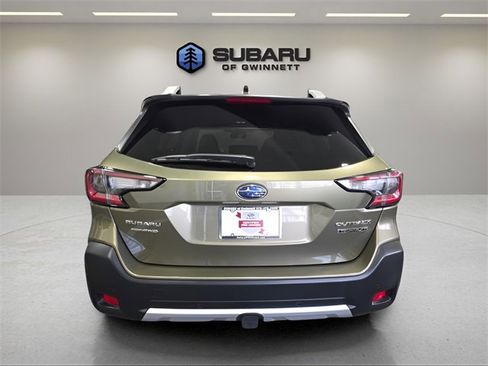 Certified 2025 Subaru Outback Touring XT w/ Tech Package 3 image 4