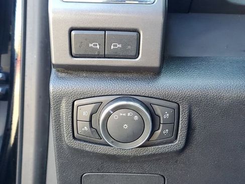 Used 2016 Ford F150 XLT w/ Equipment Group 302A Luxury image 16