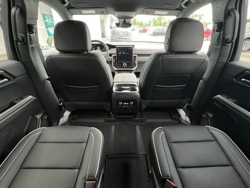 New 2026 GMC Acadia Denali w/ Super Cruise Package FWD image 10