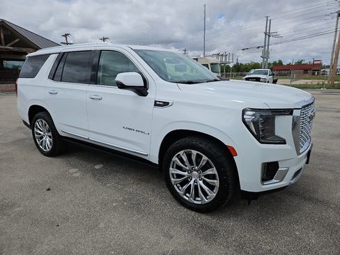 Used 2022 GMC Yukon Denali image 10