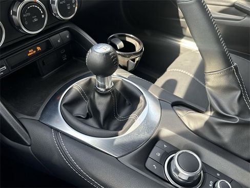 Used 2024 MAZDA MX-5 Miata RF Grand Touring w/ Weather Package image 20