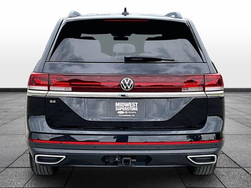 Used 2024 Volkswagen Atlas SE FWD image 4