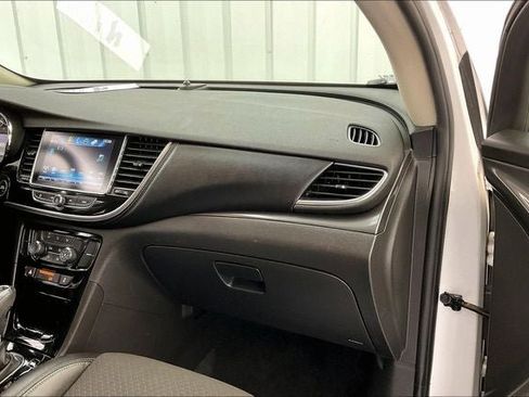 Used 2019 Buick Encore Preferred AWD/4WD image 17