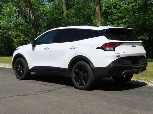 Used 2025 Kia Sportage X-Line AWD/4WD image 4