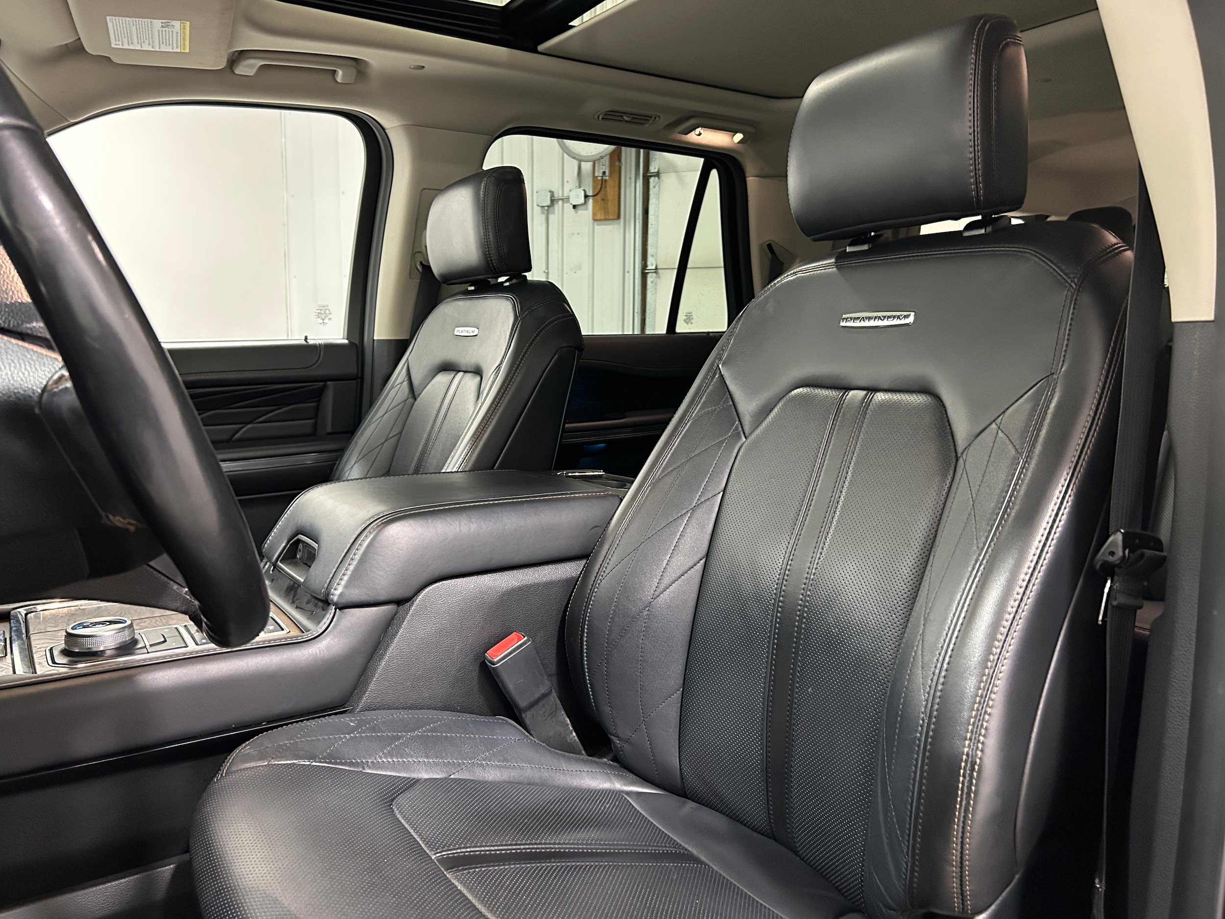 Used 2021 Ford Expedition Max Platinum AWD/4WD image 24