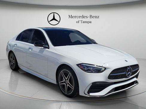 Used 2023 Mercedes-Benz C 300 4MATIC Sedan image 4