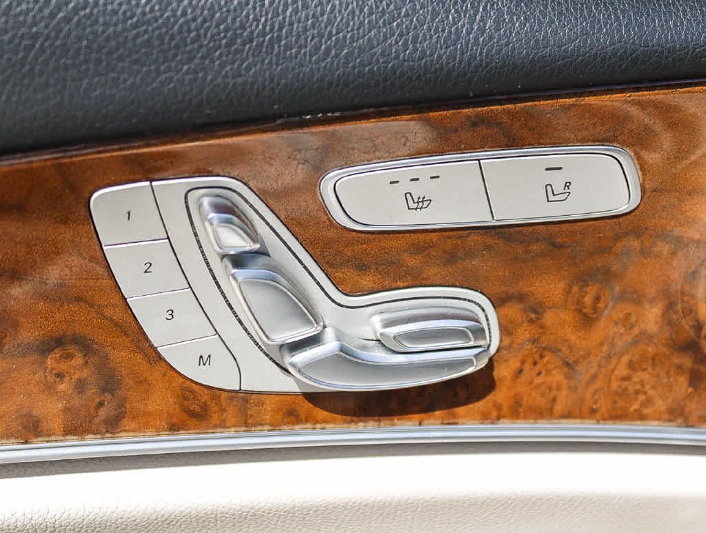 Used 2018 Mercedes-Benz E 300 image 21