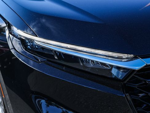 Certified 2025 Honda CR-V EX-L image 17