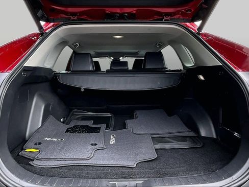 Used 2022 Toyota RAV4 XLE Premium FWD image 23