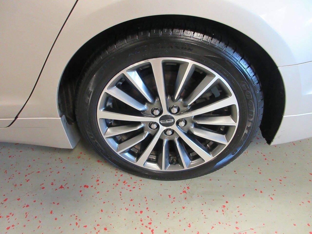 Used 2017 Lincoln MKZ Select AWD/4WD image 29