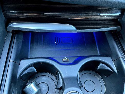 Used 2023 BMW 530i xDrive w/ Premium Package image 26