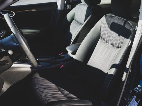 Used 2019 Nissan Sentra SV image 18