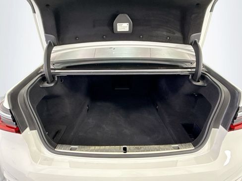 Used 2020 BMW 740i w/ Premium Package RWD image 27