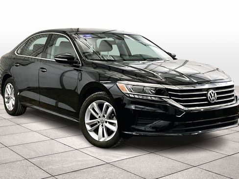 Used 2020 Volkswagen Passat 2.0T SE image 2