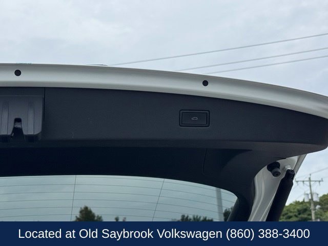 Used 2022 Volkswagen Tiguan SEL R-Line AWD/4WD image 21