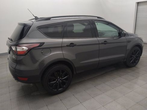 Used 2018 Ford Escape SE w/ SE Sport Appearance Package FWD image 10