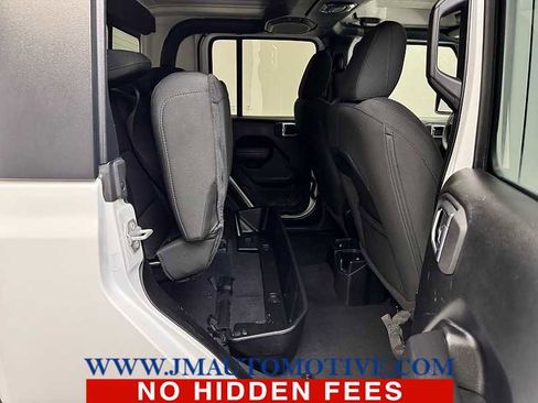 Used 2023 Jeep Gladiator Sport image 17
