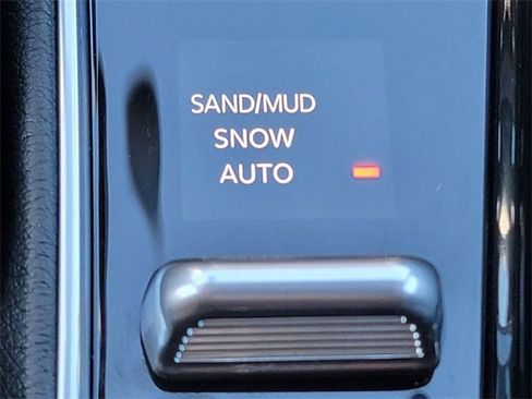 Certified 2024 Jeep Compass Limited image 7