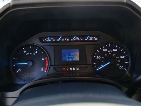 Used 2022 Ford F250 XL w/ Power Equipment Group image 10