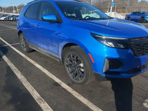 Used 2024 Chevrolet Equinox RS image 1