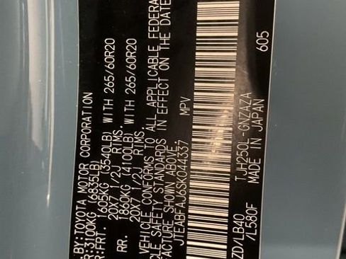 Used 2025 Toyota Land Cruiser w/ Premium Package image 23