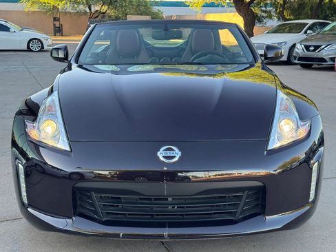 Used 2014 Nissan 370Z Touring w/ Sport Package RWD image 3