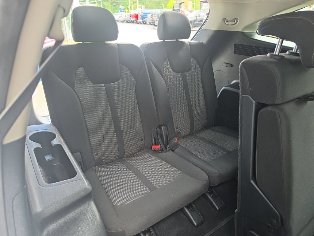 Used 2021 Kia Sorento LX AWD/4WD image 15