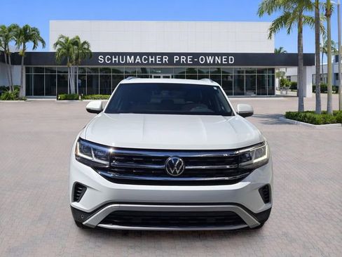 Certified 2023 Volkswagen Atlas Cross Sport SE FWD image 2