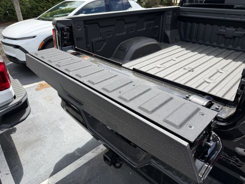 New 2026 Chevrolet Silverado 2500 High Country w/ High Country Premium Package AWD/4WD image 33