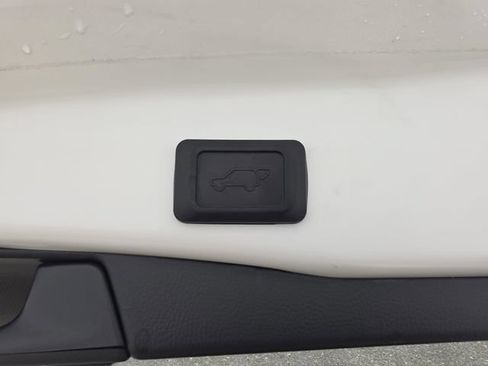 Certified 2024 Toyota RAV4 XLE w/ Convenience Package AWD/4WD image 33